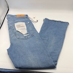 NWT 7 For All Mankind Vintage Luxe Ultra High Rise Slim Kick Button Fly Jeans 29